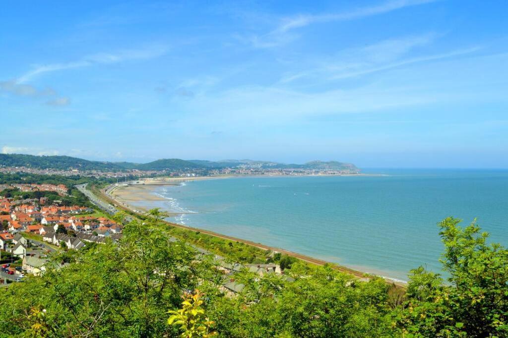 Sea Side Family Rest And Villa Colwyn Bay